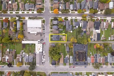Detached in Welland
