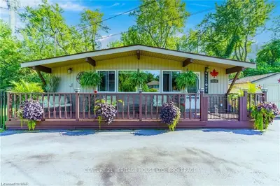 1711 Dominion Rd Road, Fort Erie, On L2a 5m4