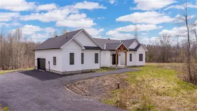 15214 North Lunenburg Road W, South Stormont, On K0c 1r0