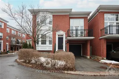 62 JARDIN, Manor Park - Cardinal Glen and Area, ON K1K 4V9