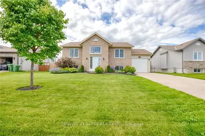 1046 Riverstone Trail, Petawawa, On K8h 0b3