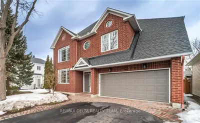 2155 Cavalier Way, Orleans - Convent Glen And Area, On K1w 1k1