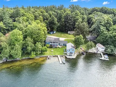 40 R6 Road, Rideau Lakes, On K0g 1l0