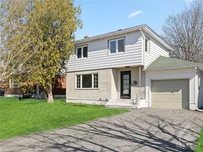 1989 NAPLES Avenue, Elmvale Acres and Area, ON K1G 2B5