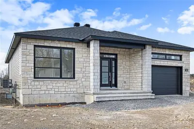 34 Clover Lane, South Stormont, On K0c 1p0