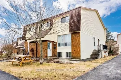 47 Forester Crescent B, Bells Corners And South To Fallowfield, On K2h 8y3