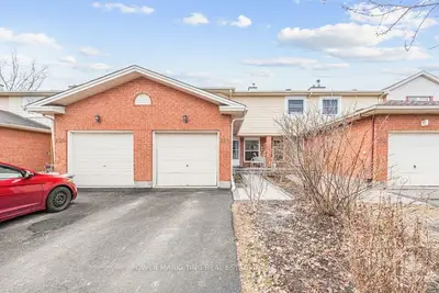 228 HUNTERSFIELD Drive, Hunt Club - South Keys and Area, ON K1T 3M4