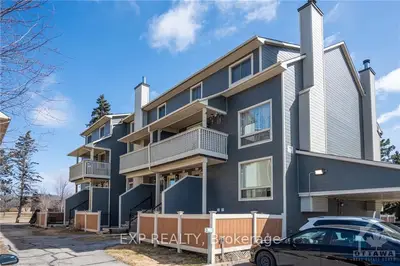 802 ST ANDRE Drive 47B, Orleans - Convent Glen and Area, ON K1C 4R3