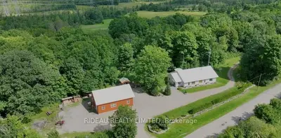 3613c Newboyne Road, Rideau Lakes, On K0g 1v0