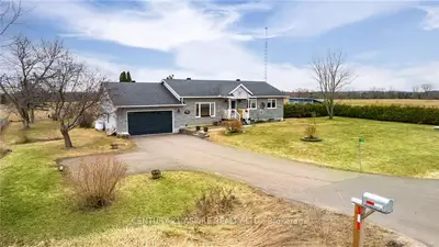 1592 Foresters Falls Road, Whitewater Region, On K0j 1k0