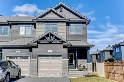 221 Tim Sheehan Place, Kanata, On K2v 0n1