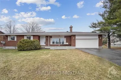 189 Old Pakenham Road, Carp - Dunrobin - Huntley - Fitzroy And Area, On K0a 1x0