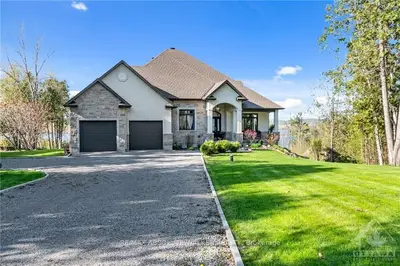129 Adrien Street, Clarence-rockland, On K4k 1k7