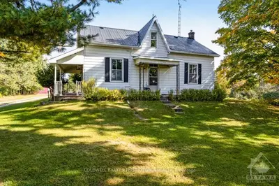 382 Lanark Concession 12b Road, Lanark Highlands, On K7c 0c5