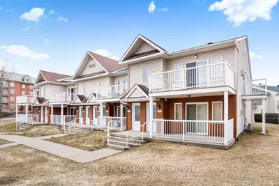 1406 Clement Street 208, Hawkesbury, On K6a 3v6