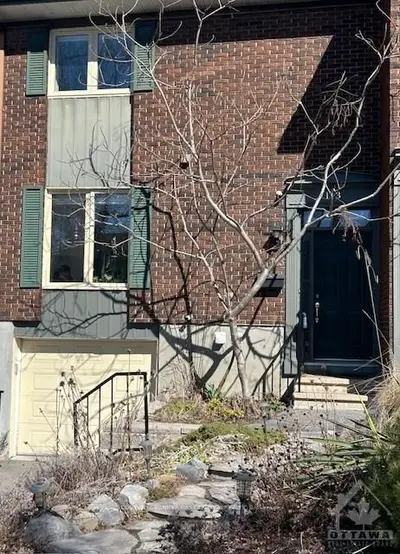 113 Beachview, Billings Bridge - Riverside Park And Area, On K1v 1m7