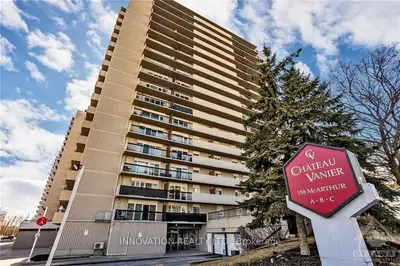 158A MCARTHUR Avenue PH1, Vanier and Kingsview Park, ON K1L 7E7