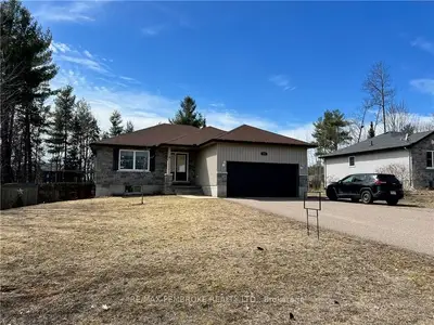 229 Oriole Crescent, Petawawa, On K8h 0a7