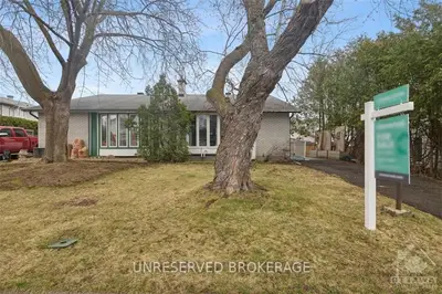 1126 Elmlea Drive, Beacon Hill North - South And Area, On K1j 6v9