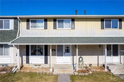 1546 Beaverpond Drive C, Cyrville - Carson Grove - Pineview, On K1b 3r9