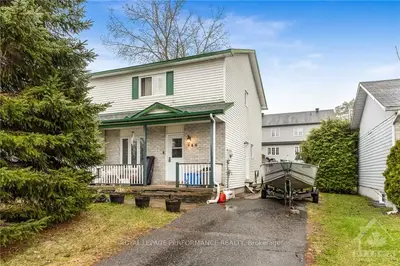 948 Lawrence Street, Clarence-rockland, On K4k 1n1