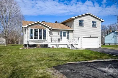 456 15, Rideau Lakes, On K7a 5b8