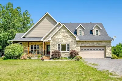4000 Diamondview Road, Carp - Dunrobin - Huntley - Fitzroy And Area, On K0a 2h0