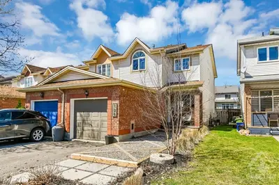 126 Kincardine Drive, Kanata, On K2v 1b1