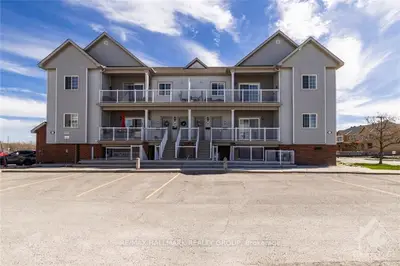 100 Artesa L, Kanata, On K2s 0j8