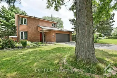 3086 UPLANDS Drive, Hunt Club - Windsor Park Village and Area, ON K1V 9Z6