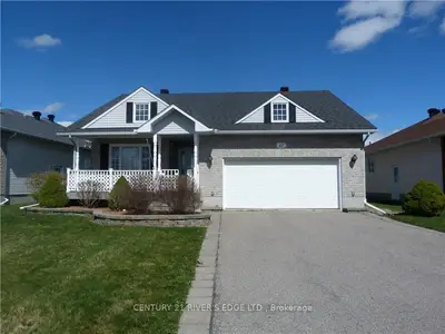 17 CHRISTIE Lane, North Dundas, ON K0C 2K0
