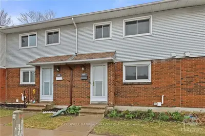 1045 Morrison Drive 82, Parkway Park - Queensway Terrace S And Area, On K2h 7l2