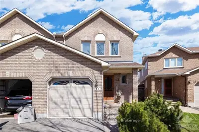11 Maurya Court, Hunt Club - South Keys And Area, On K1g 5s2