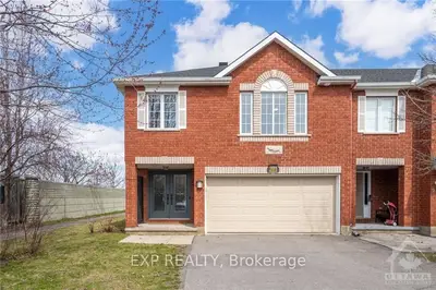 211 Gladeview, Blossom Park - Airport And Area, On K1t 4a7