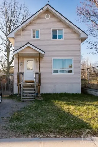 928 Brookes Street, North Bay, On P1b 2n6