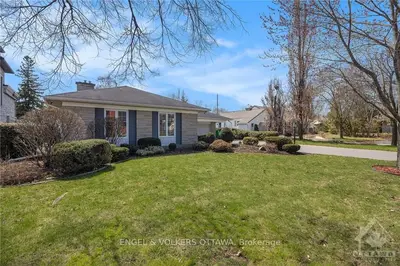 894 Rand Avenue, Billings Bridge - Riverside Park And Area, On K1v 6x4