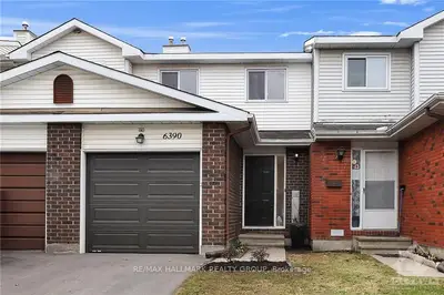 6390 Nuggett Drive, Orleans - Convent Glen And Area, On K1c 4x9