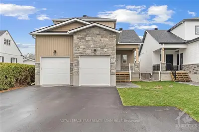 1694 Belcourt Boulevard 3, Orleans - Convent Glen And Area, On K1c 1m4