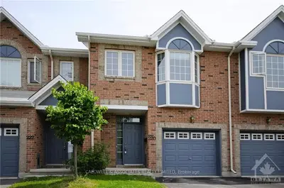 220 Freedom, Alta Vista And Area, On K1g 6w2