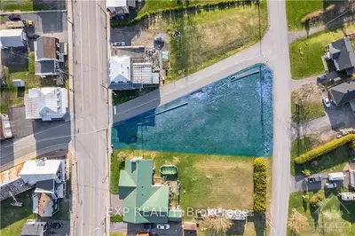 Lajoie Street, Alfred And Plantagenet, On, K0b 1j0