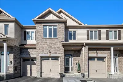 205 Sittelle, Orleans - Cumberland And Area, On K4a 1g1