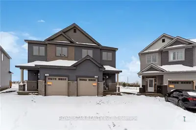 722 Petanque Crescent, Orleans - Cumberland And Area, On K4a 0c7