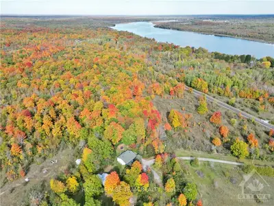 698 Rideau River Road, Montague, On K0g 1n0