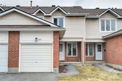 985 Karsh Drive, Hunt Club - South Keys And Area, On K1g 4y5
