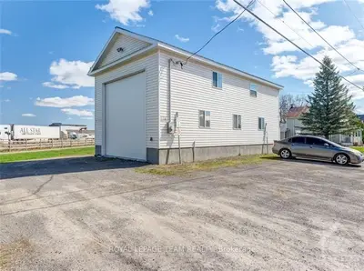218 Parkinson Street, North Grenville, On K0g 1j0
