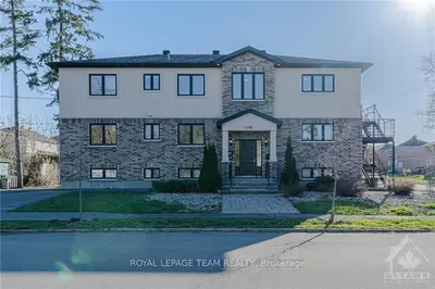 1102 Hollington Street, Carlington - Central Park, On K1z 8j9