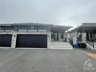 736 Azure Street B, Russell, On K4r 0e6