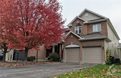 23 Friendly Crescent, Stittsville - Munster - Richmond, On K2s 2e9