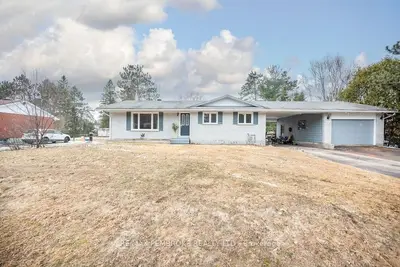 110 Ratton Avenue, Laurentian Hills, On K0j 1p0