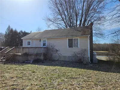 5524 CHARLEVILLE Road, Augusta, ON K0E 1T0